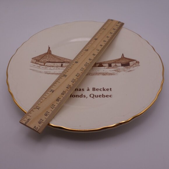 St. Thomas a Becket Pierrefonds, Quebec Decorated in Canada 22K Gold Rim Plate - Picture 9 of 15